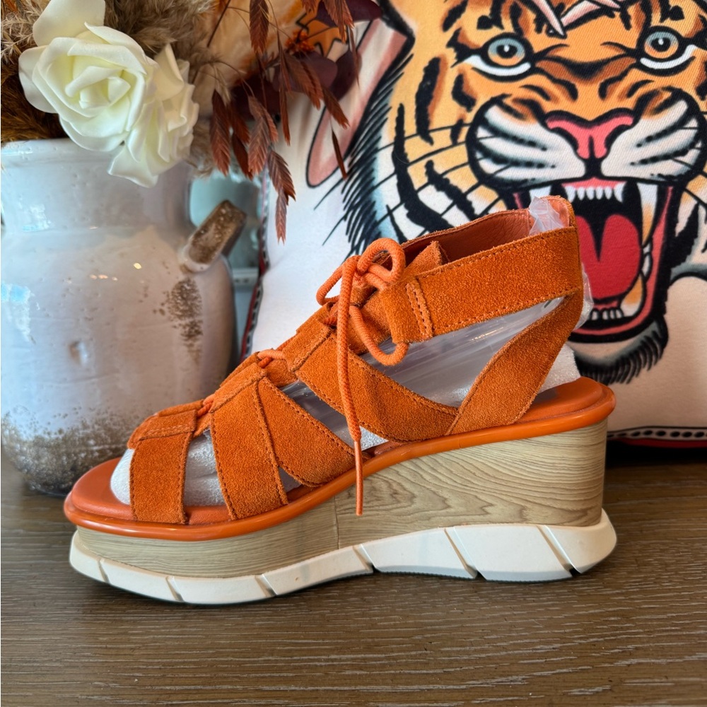 Sorel Orange Suede Platform Sandals β Chunky Fall Goddess Wedges β Size 7 - Picture 2 of 13